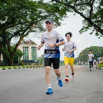 Runner Photo 8900786