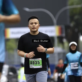 Runner Photo 8900796