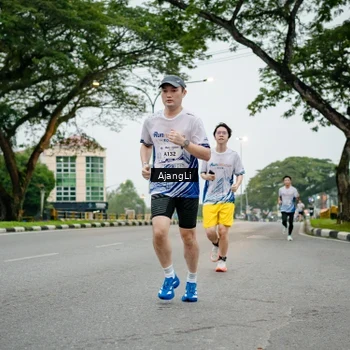 Runner Photo 8900815