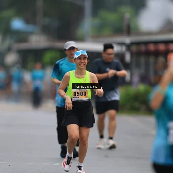 Runner Photo 8900824