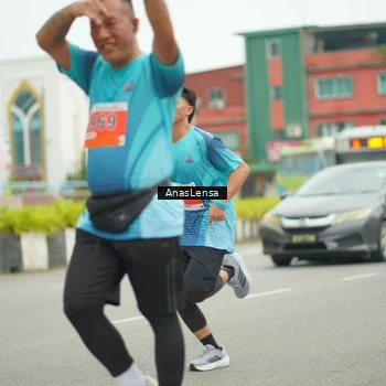 Runner Photo 8900838