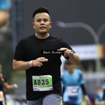 Runner Photo 8900845