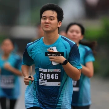 Runner Photo 8900882