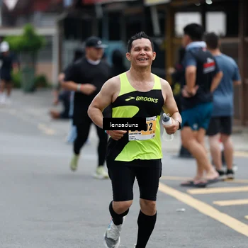 Runner Photo 8900897