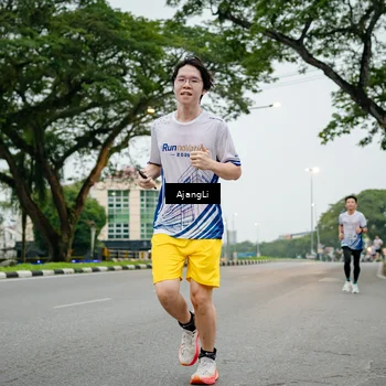 Runner Photo 8900906