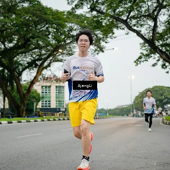 Runner Photo 8900946