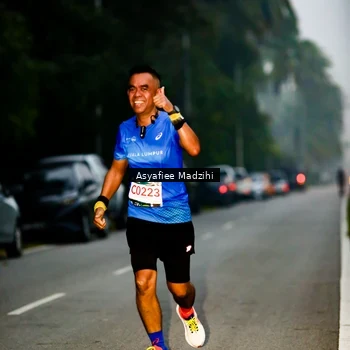 Runner Photo 8900973