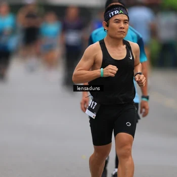 Runner Photo 8900974