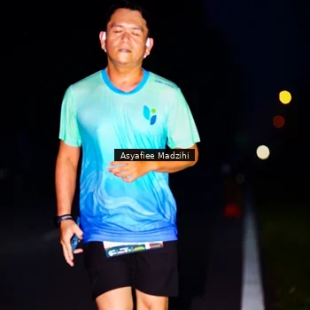 Runner Photo 8901007