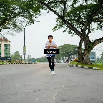 Runner Photo 8901031