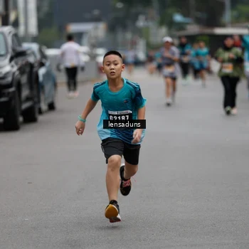 Runner Photo 8901035