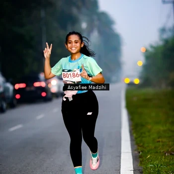 Runner Photo 8901045