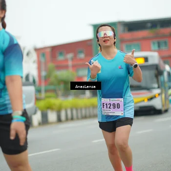 Runner Photo 8901055