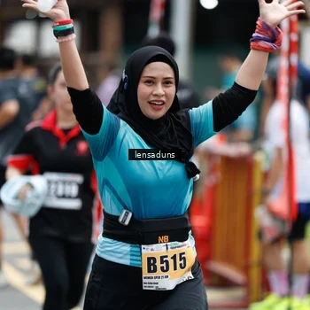 Runner Photo 8901063