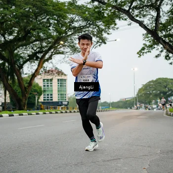 Runner Photo 8901080