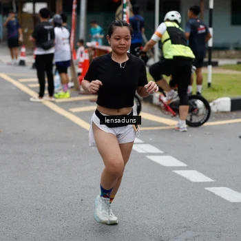 Runner Photo 8901093