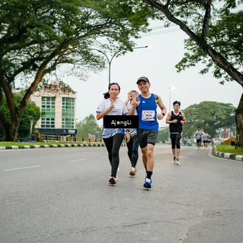 Runner Photo 8901102