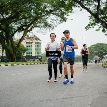 Runner Photo 8901132