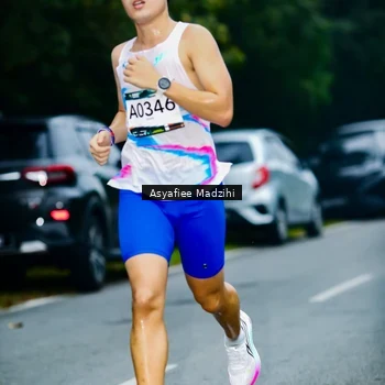 Runner Photo 8901133