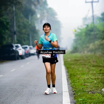 Runner Photo 8901135