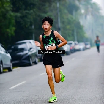 Runner Photo 8901147
