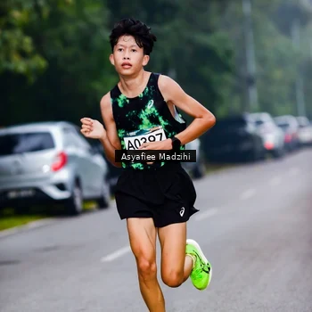 Runner Photo 8901163