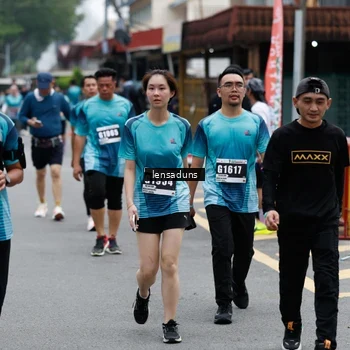 Runner Photo 8901175