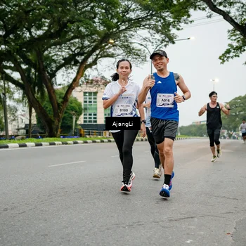 Runner Photo 8901176