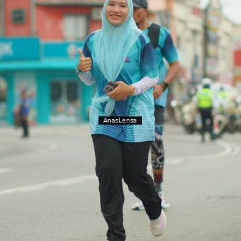 Runner Photo 8901185