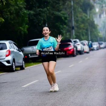 Runner Photo 8901206