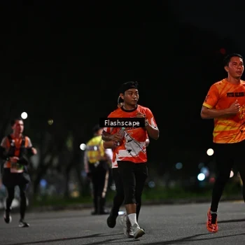 Runner Photo 8901241