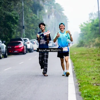 Runner Photo 8901257