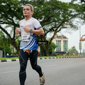 Runner Photo 8901281