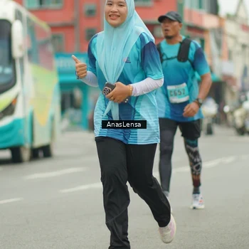 Runner Photo 8901308