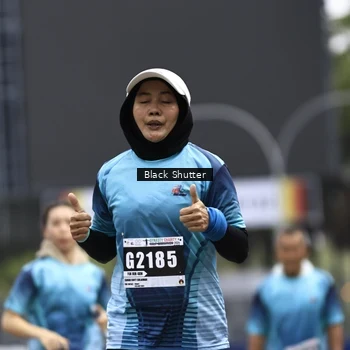 Runner Photo 8901314
