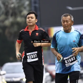 Runner Photo 8901368
