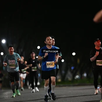 Runner Photo 8901372