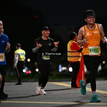 Runner Photo 8901377