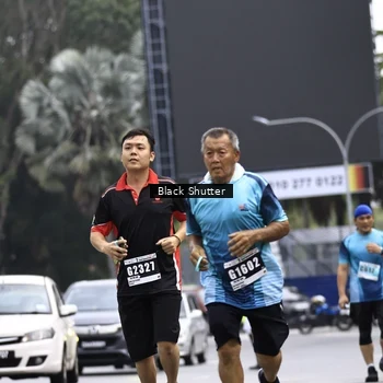 Runner Photo 8901392