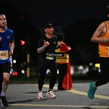 Runner Photo 8901393
