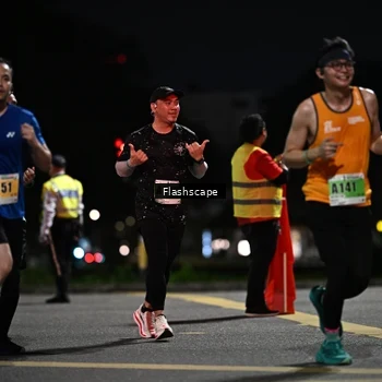 Runner Photo 8901396