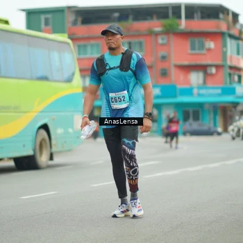 Runner Photo 8901414