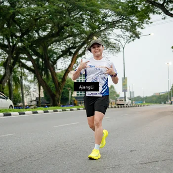 Runner Photo 8901427