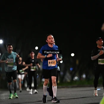 Runner Photo 8901437