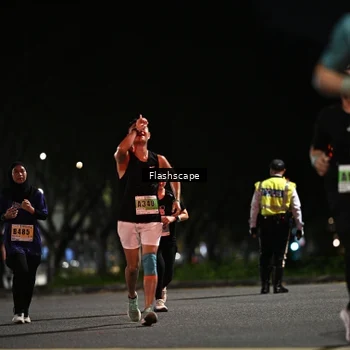 Runner Photo 8901449