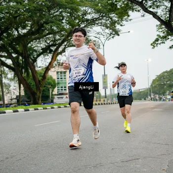 Runner Photo 8901457