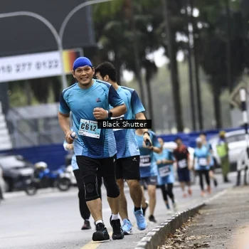 Runner Photo 8901466