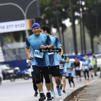 Runner Photo 8901474