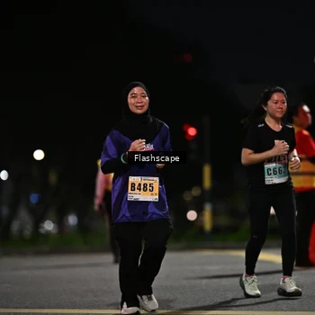 Runner Photo 8901505