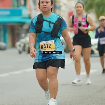 Runner Photo 8901512